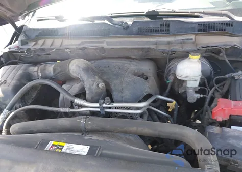 2013 Ram 1500 Express z USA, uszkodzony, nr VIN 1C6RR6KT0DS513158